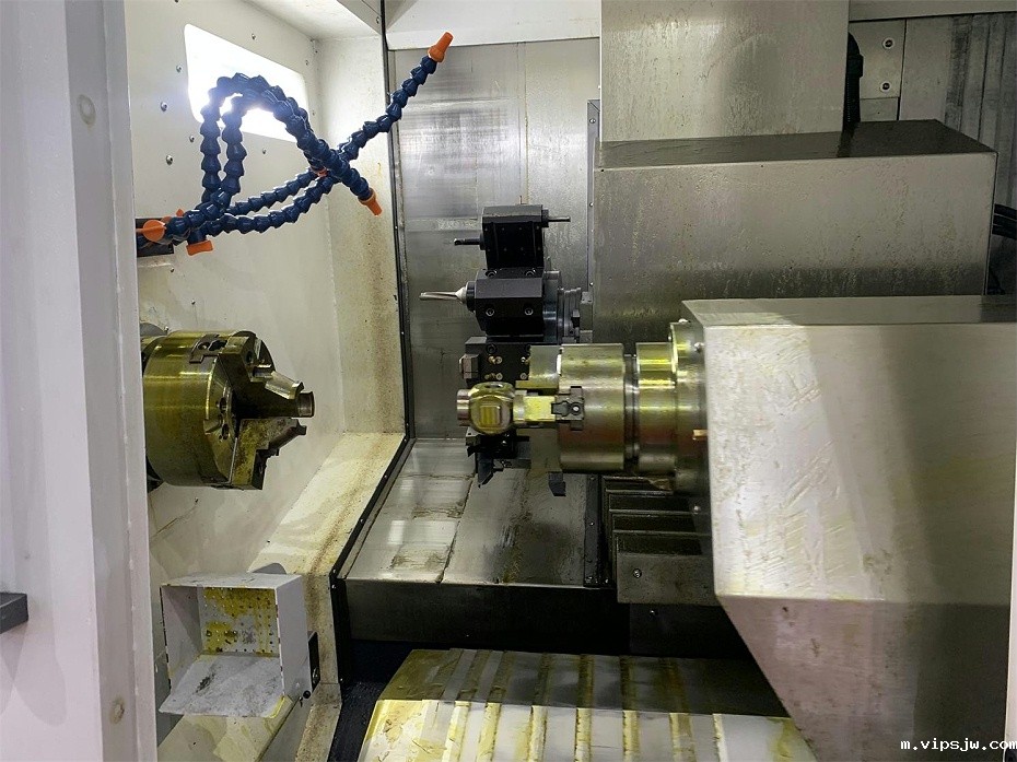 亿川三爪超大孔径中空液压卡盘