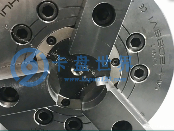 液压卡盘修爪的要点需要注意什么,（液压卡盘修爪有哪些要留意的）