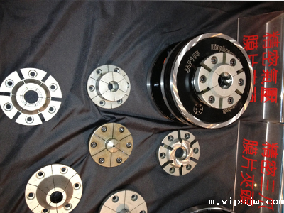 回转型气压膜片夹头